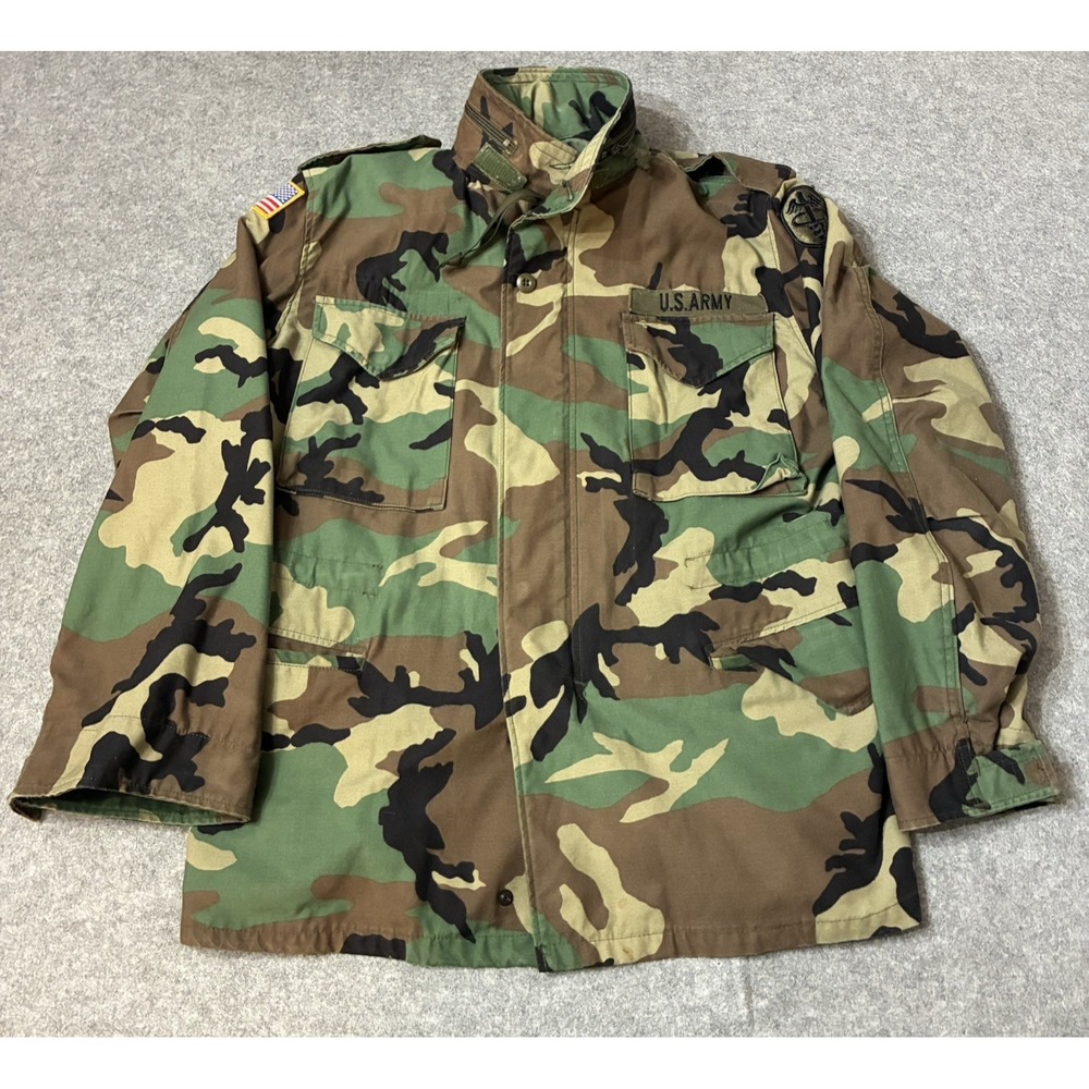 USGI M-65 Field Jacket Medium Regular Woodland Camo BDU Cold Weather Army Coat